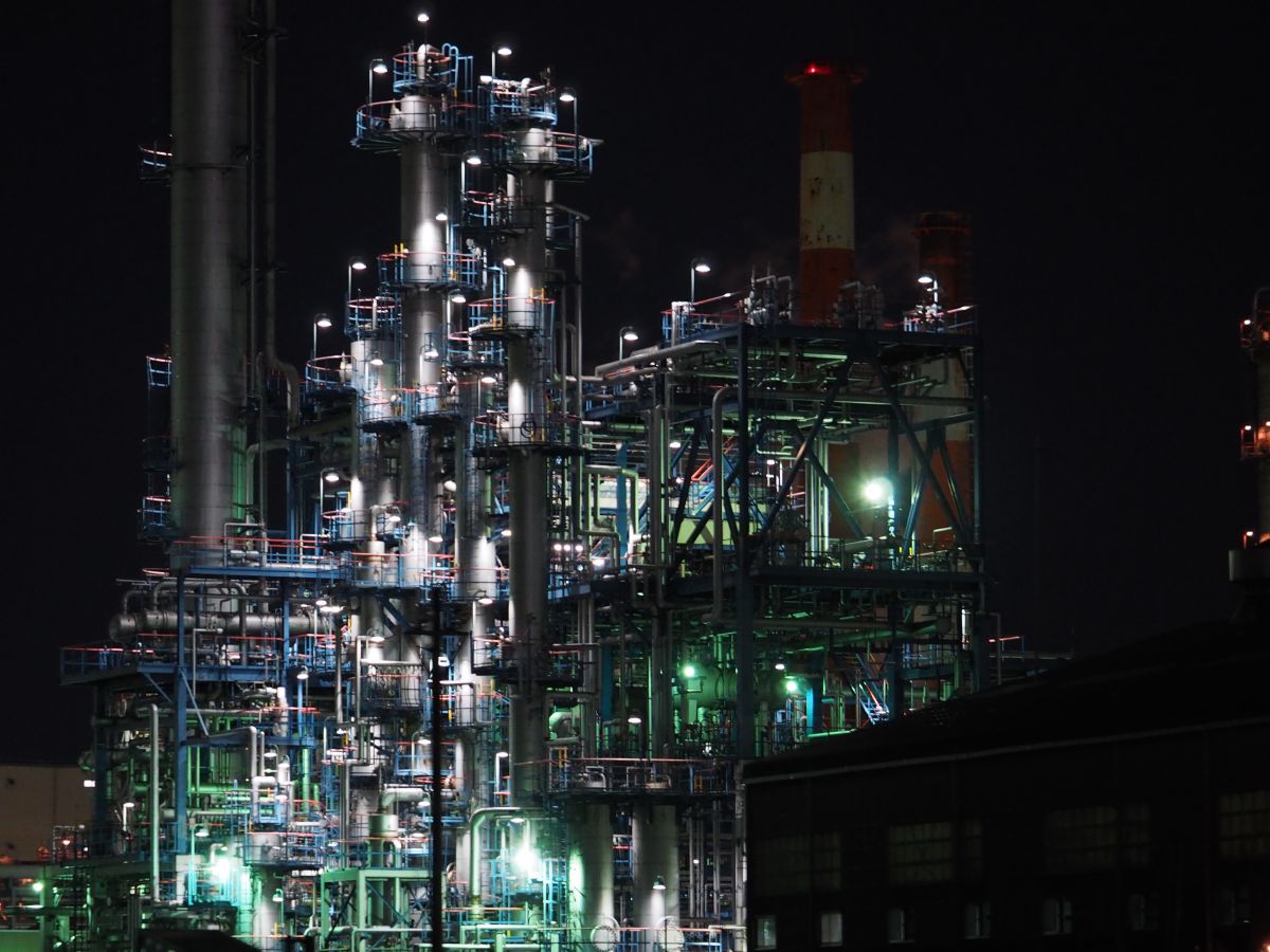 夜の京浜工業地帯２ 街並み 建物 夜景 Ganref
