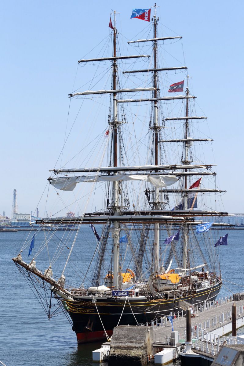 スタッド・アムステルダム号 GANREF