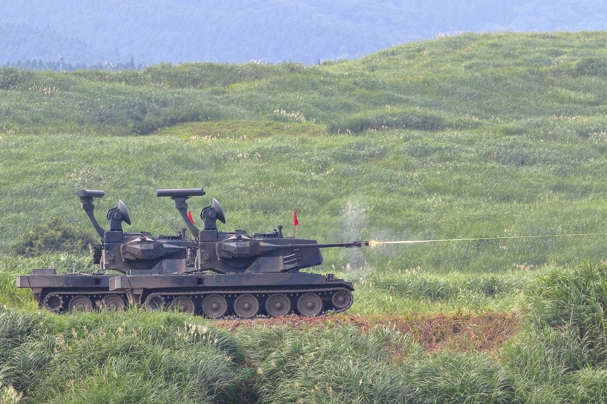 ガンタンクがビームライフル 乗り物 交通 その他 Ganref