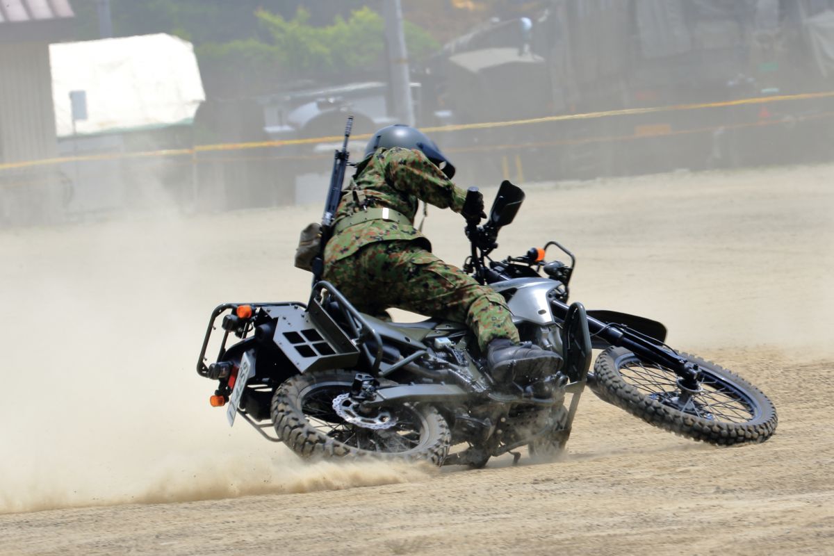 戦う4st 乗り物 交通 バイク Ganref