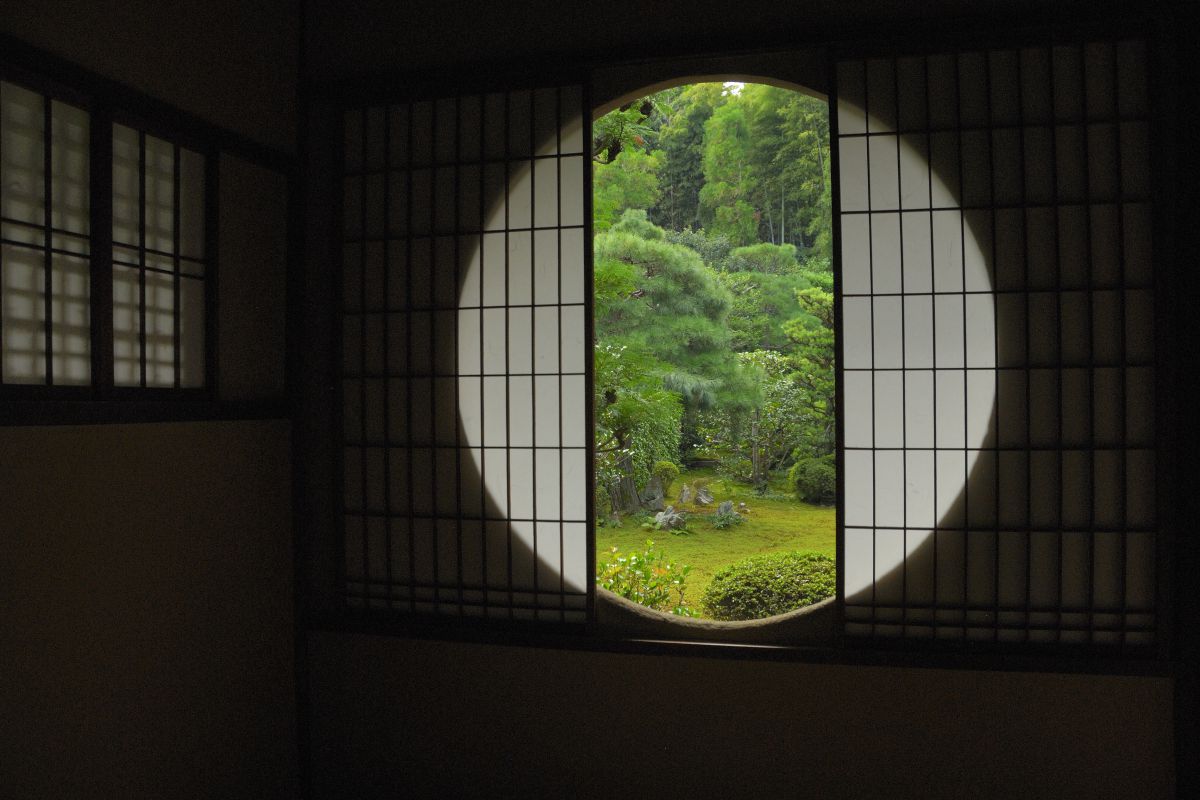 茶室からの眺め 街並み 建物 神社 寺 教会 Ganref