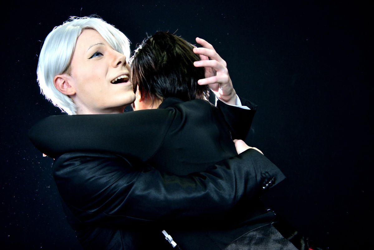 離れずにそばにいて 人物 仲間 友人 集団 Ganref