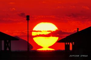風早のだるま夕日 風早のだるま夕日 12・08 | GANREF