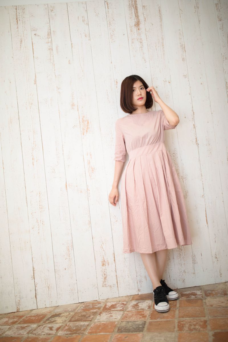 オフピンクxマキシワンピ で 夏の終わりナチュラル着こなし1dayコーデ 2 人物 女性 Ganref