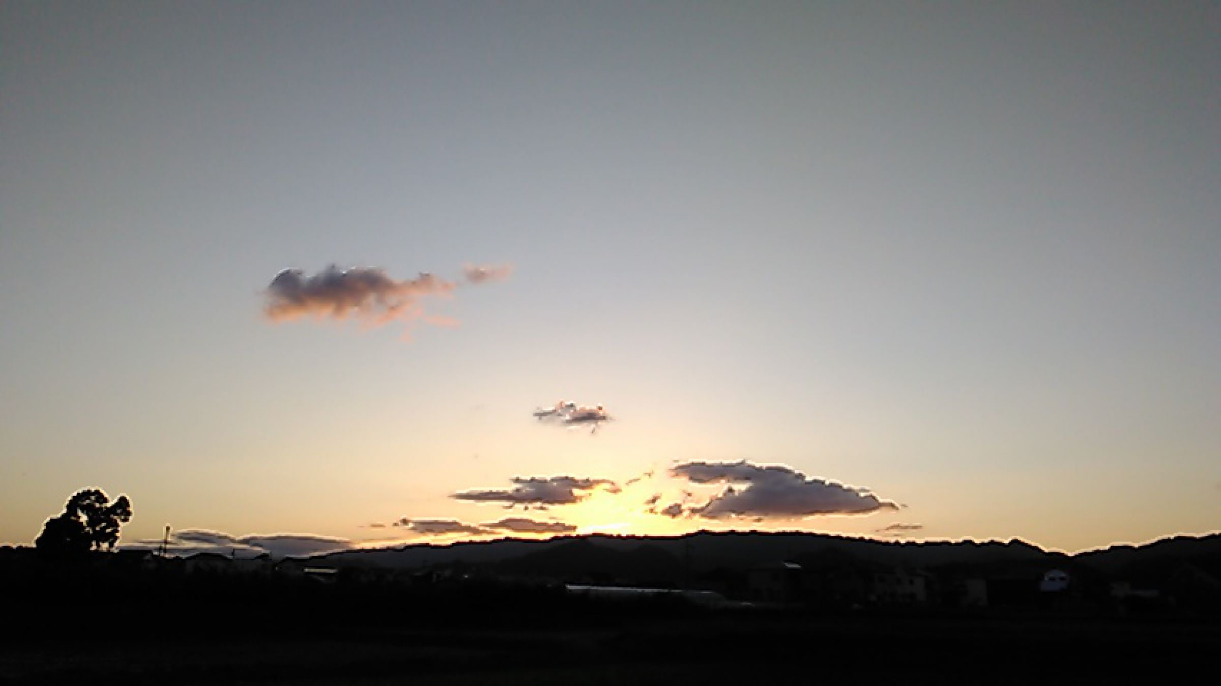 日の出 和泉葛城山の日の出 | GANREF