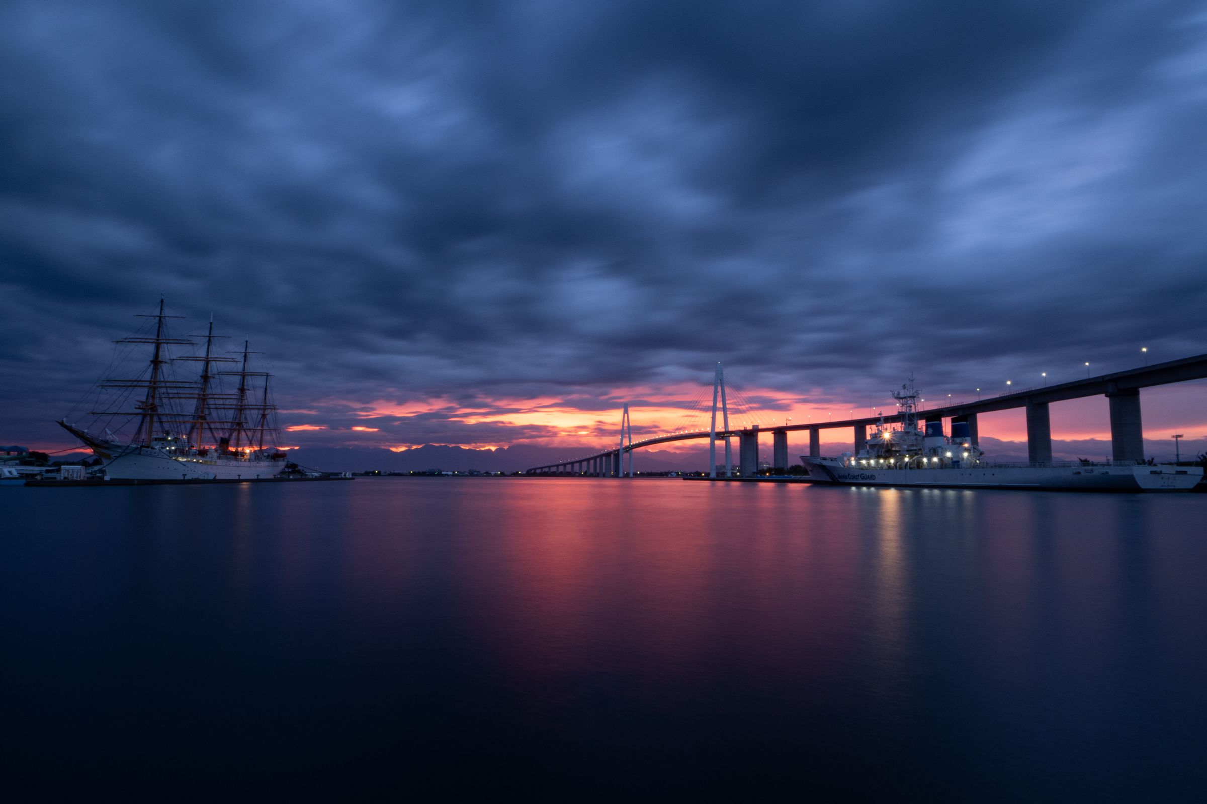 【F0号】夜の考え事 夜と朝の狭間 | GANREF