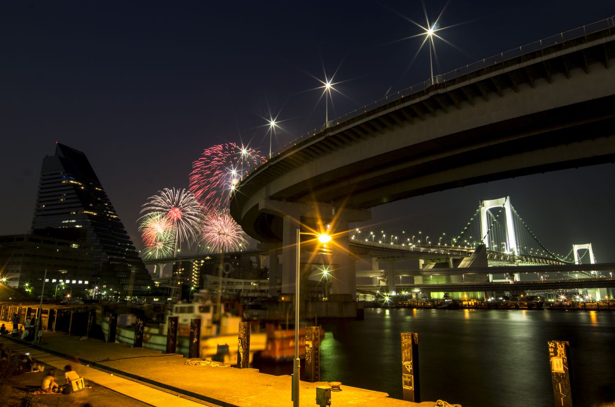 花火とレインボーブリッジ 行事 祭り Ganref