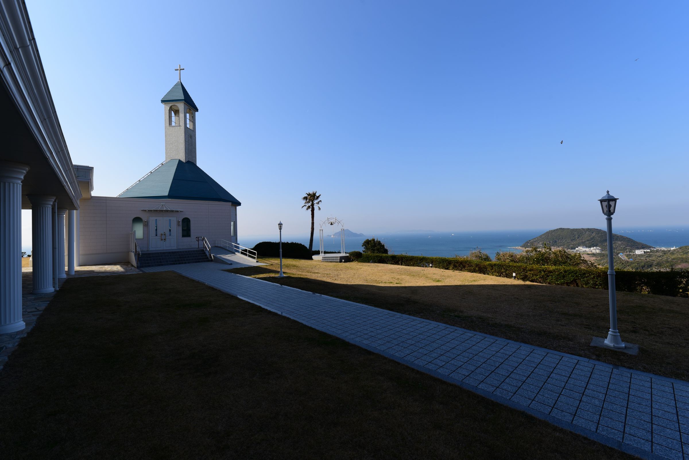 油彩　海辺の教会 油彩 海辺の教会
