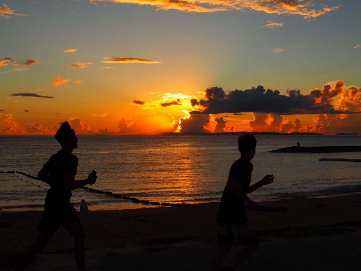Sunset | GANREF