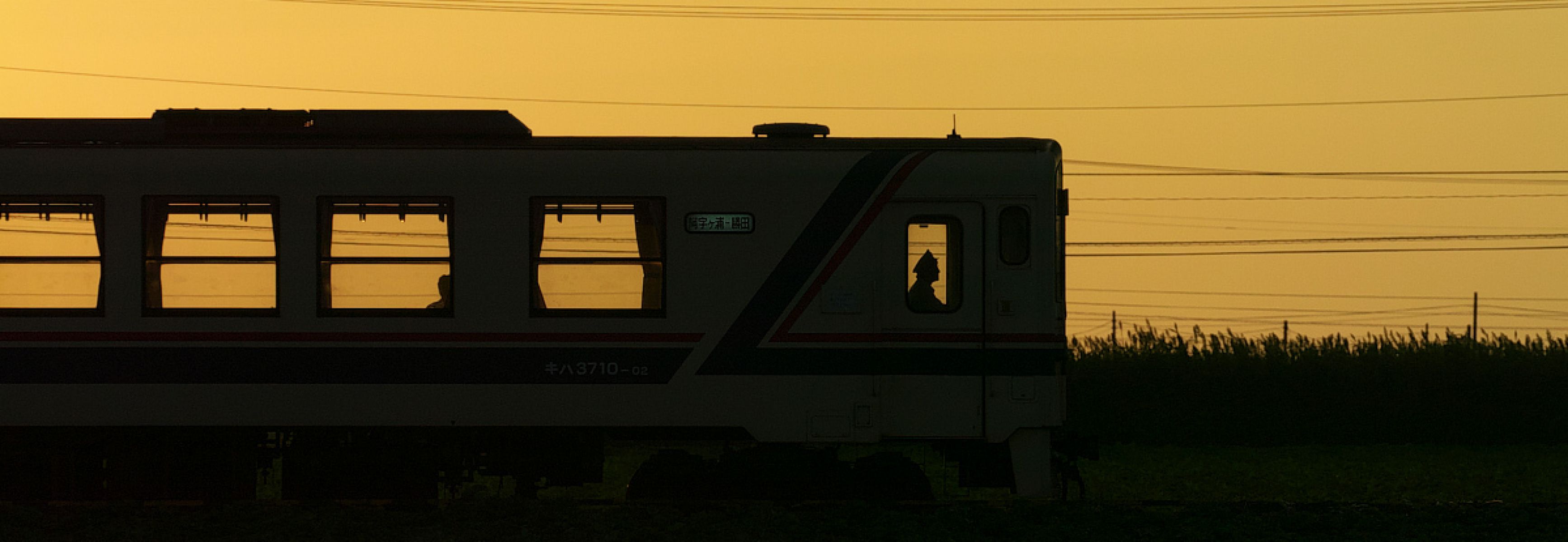 始発列車 乗り物 交通 鉄道 駅 Ganref