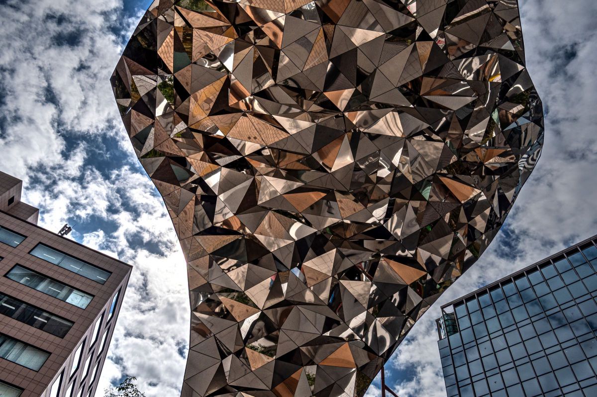 Sky Reflector | GANREF