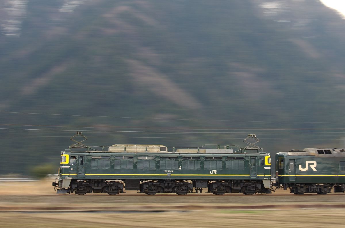 真横より2 乗り物 交通 鉄道 駅 Ganref