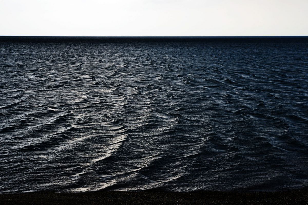 荒波に向かう GANREF