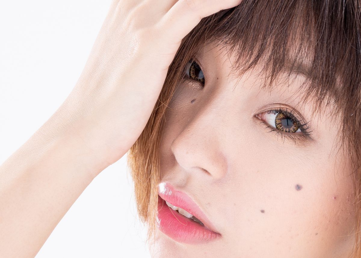 目力 人物 女性 Ganref