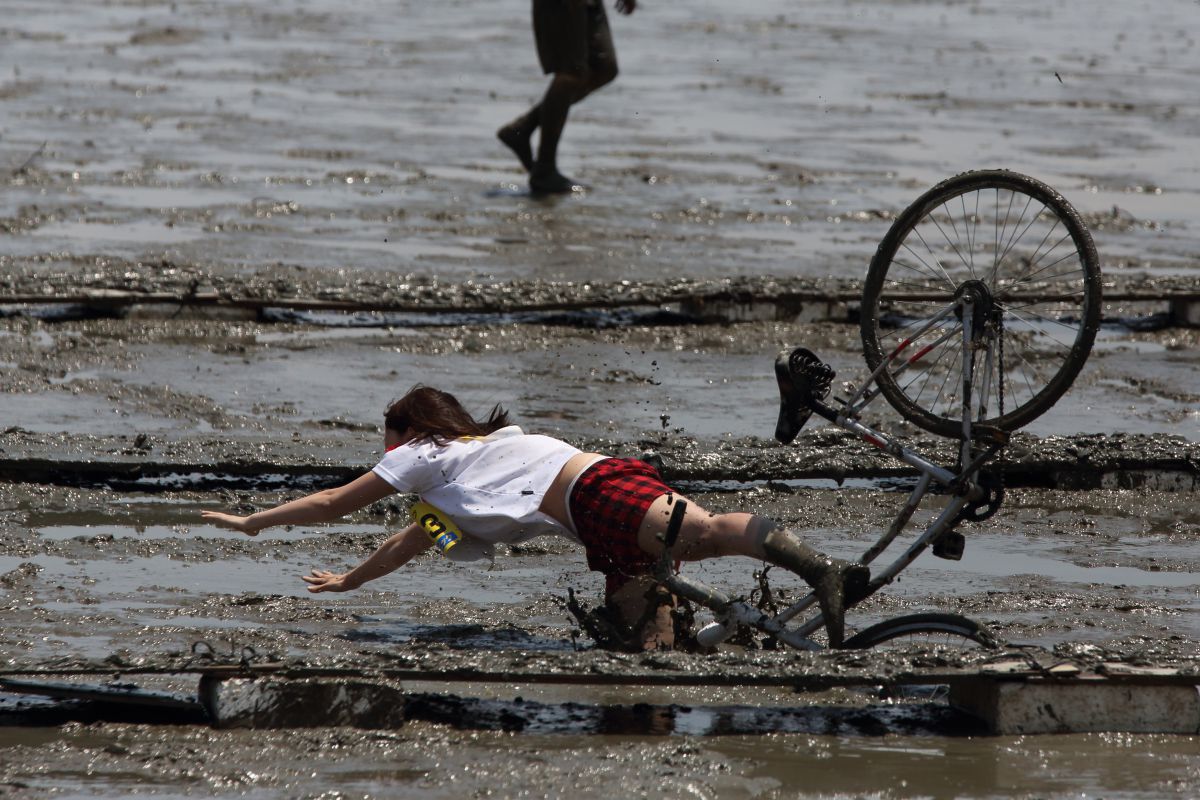 空飛ぶjk 人物 女性 Ganref