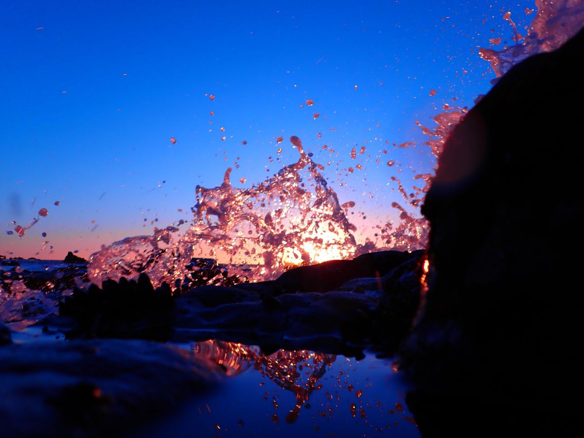 染まる波飛沫 GANREF