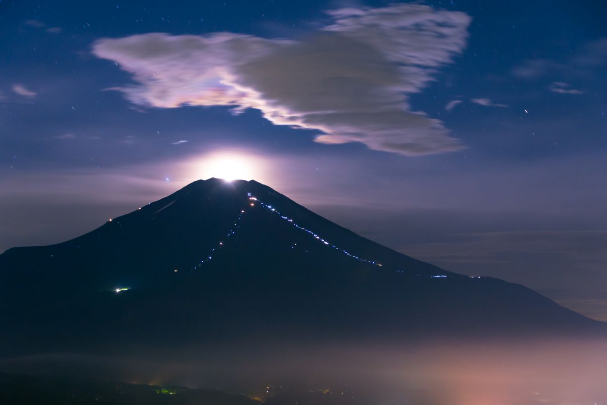 夏夜の奇跡 自然 風景 山 Ganref