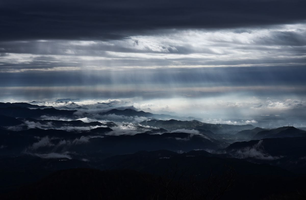 悪天を割く奇跡の光 Ganref