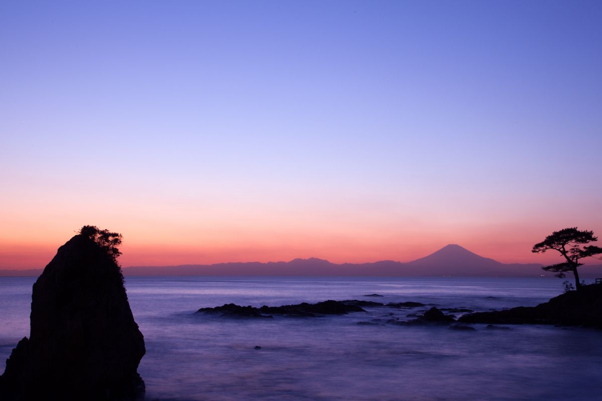 秋谷海岸 立石公園 ちょい富士山 自然 風景 滝 Ganref 秋谷海岸 立石公園 ちょい富士山 自然 風景 滝 Ganref