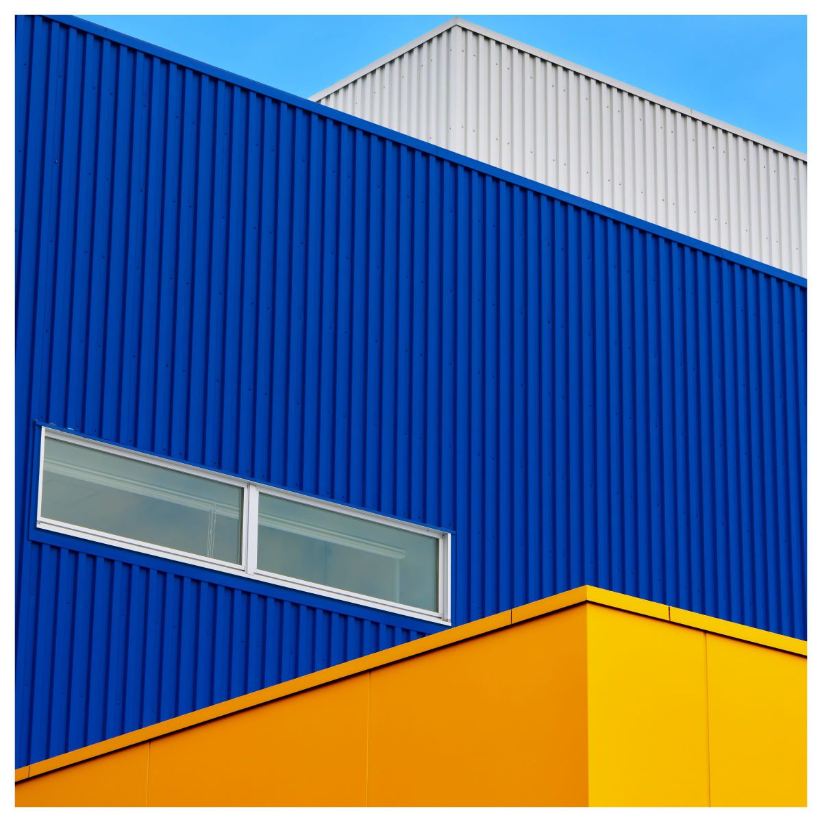 Blue and Yellow | GANREF
