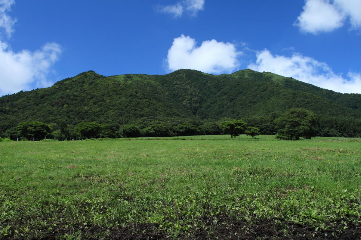 山と空と草 自然 風景 山 Ganref