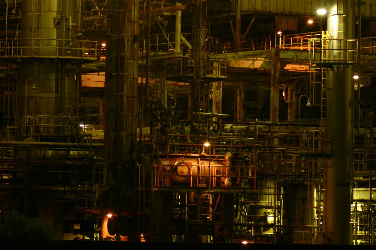 四日市 石油コンビナート 街並み 建物 夜景 Ganref