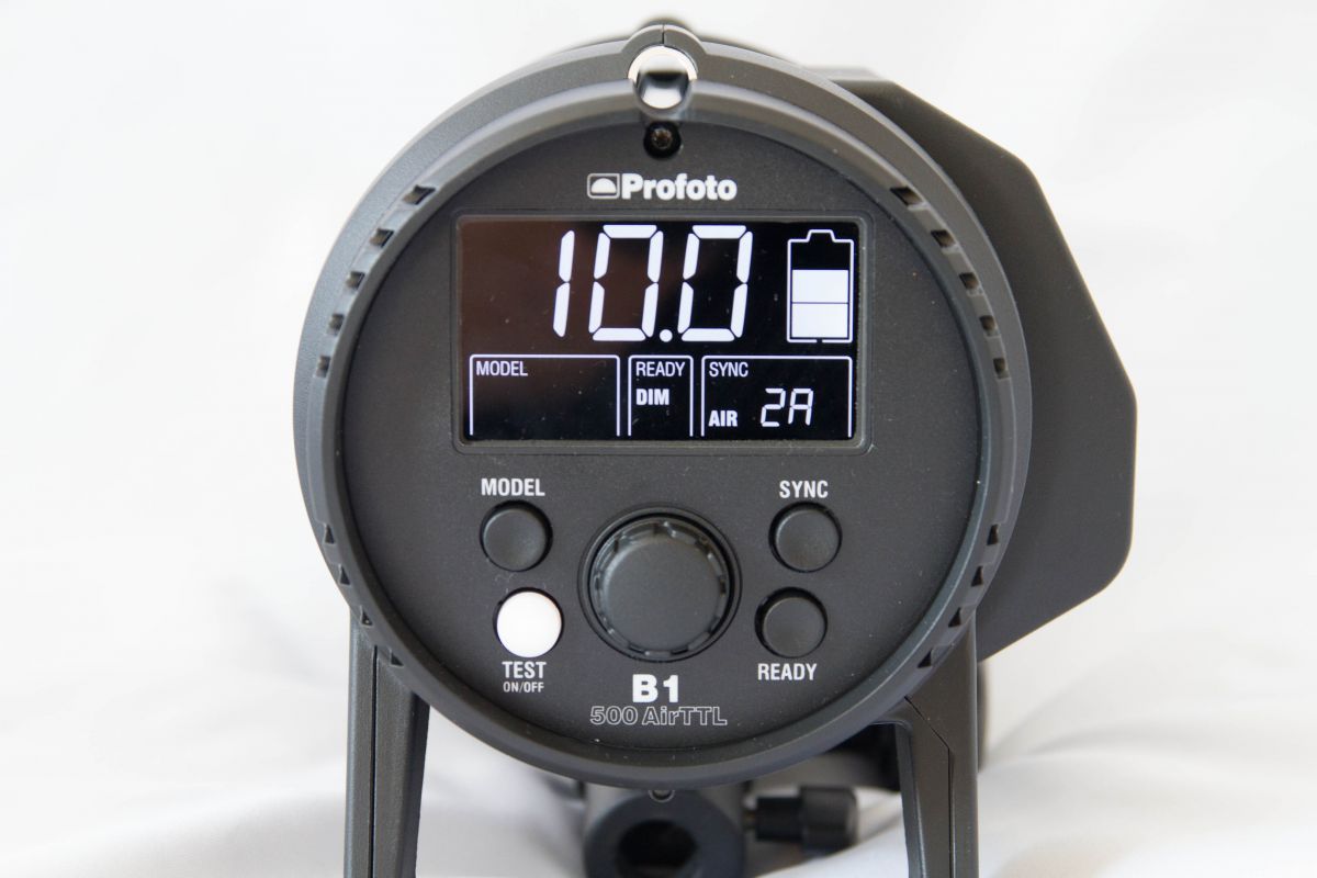 その他 Profoto B1 500 AirTTL Profoto B1 500 AirTTL Review: The Beauty of This Beast