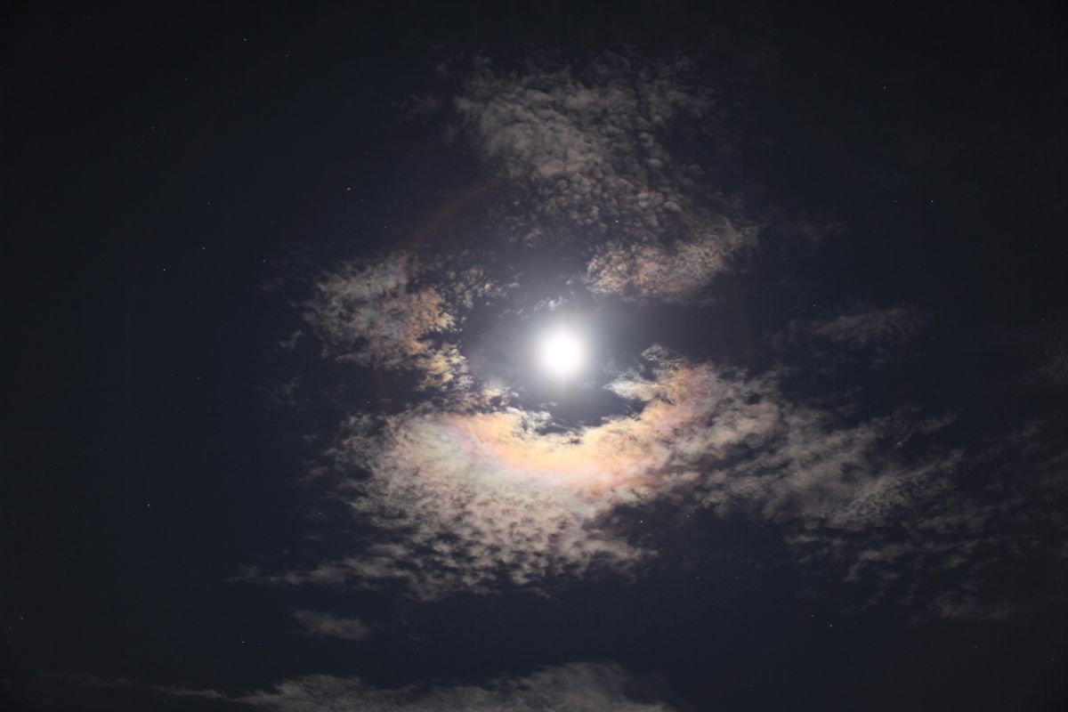 十三夜の月 自然 風景 宇宙 天体 Ganref