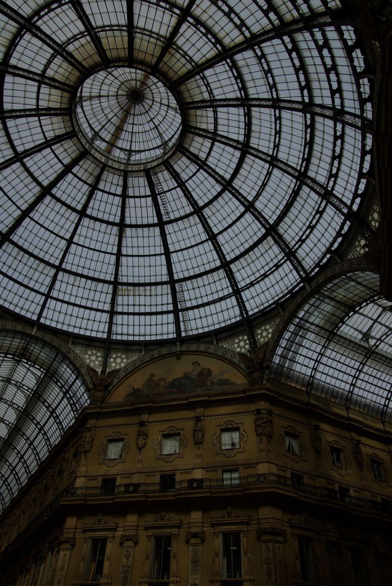 ミラノのガレッリア GANREF