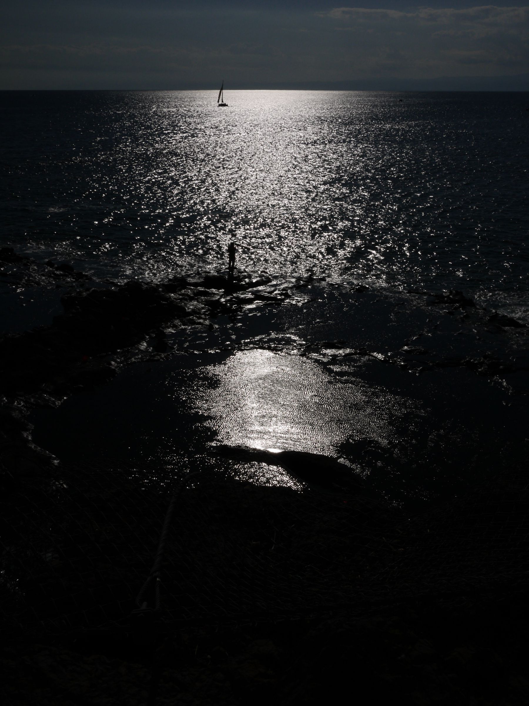 漆黒の海 | GANREF