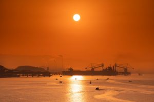 作品　「おぼろ夕陽」 おぼろ夕日 | GANREF