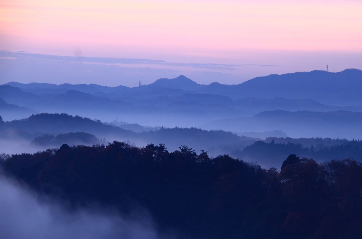 朝靄の中 Jpg 自然 風景 山 Ganref