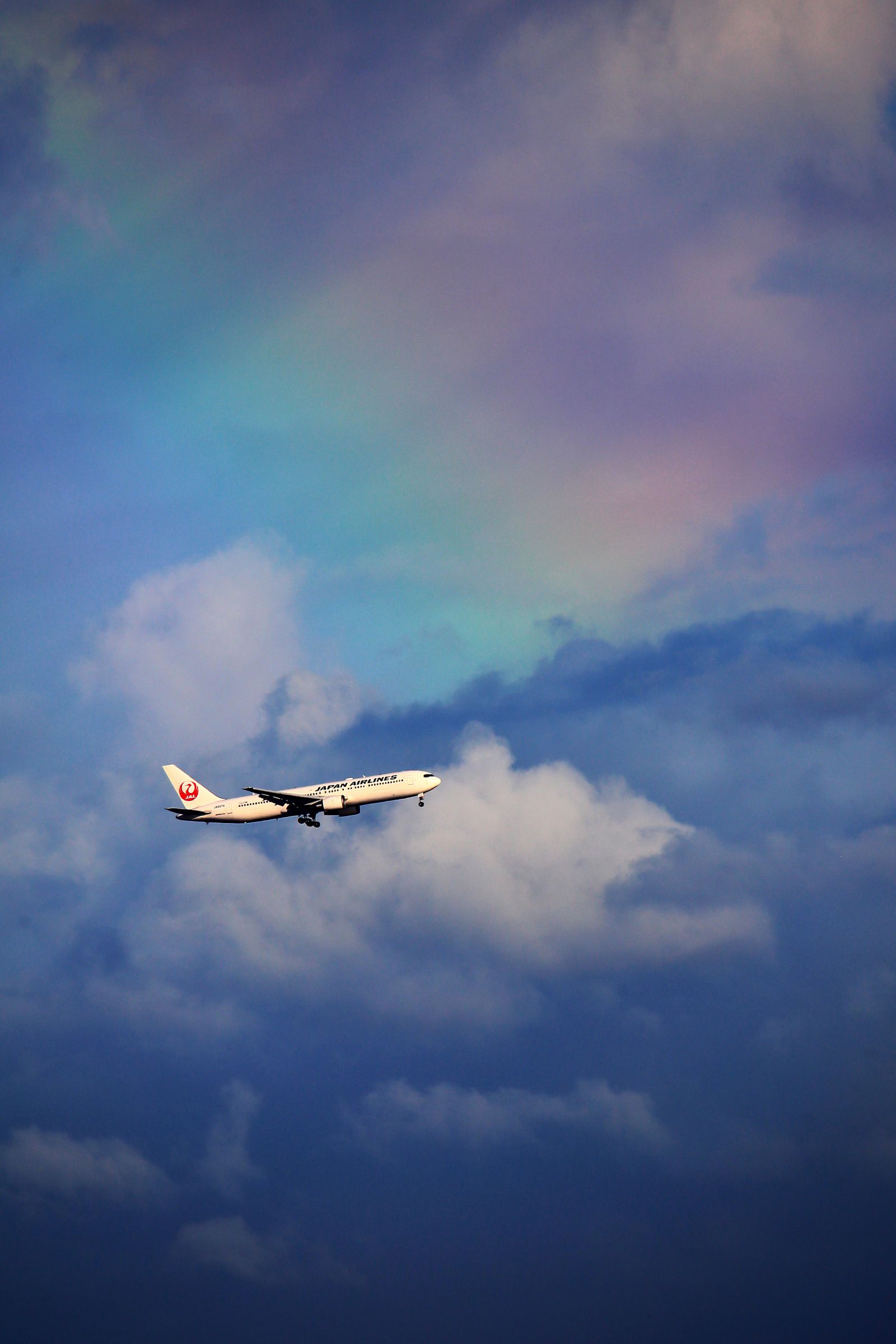 虹色の空とJAL | GANREF