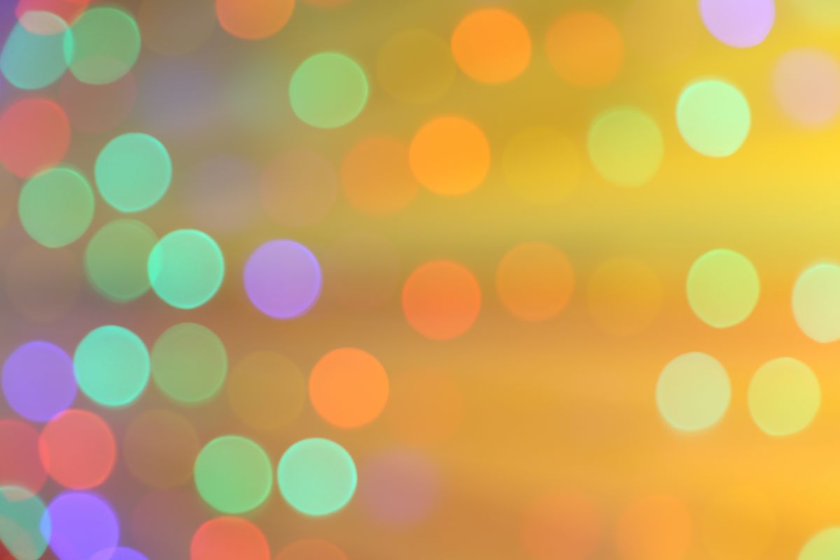 パステルカラーの光 街並み 建物 夜景 Ganref