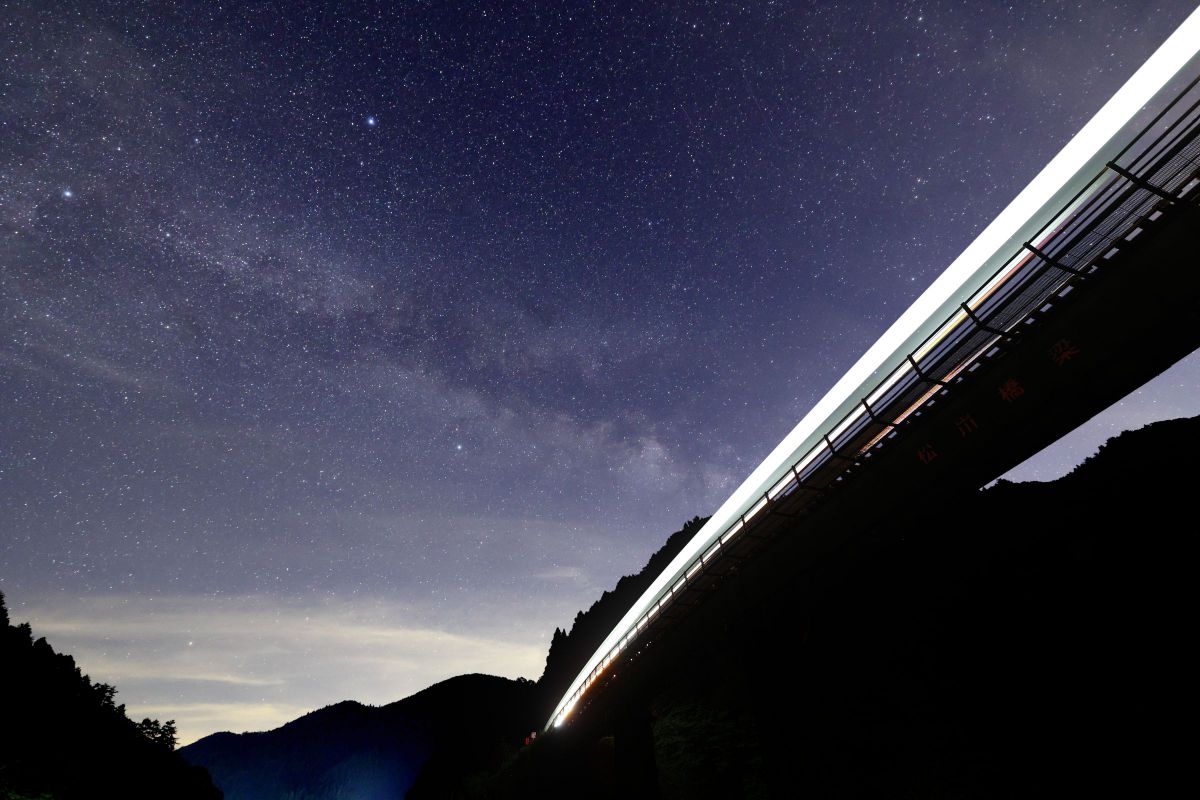 SIGMA 14mm F1.8 DG HSM | Artで撮影された写真 | 写真検索 | GANREF
