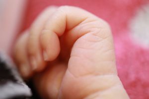 乳飲み子の脱皮 人物 赤ちゃん Ganref