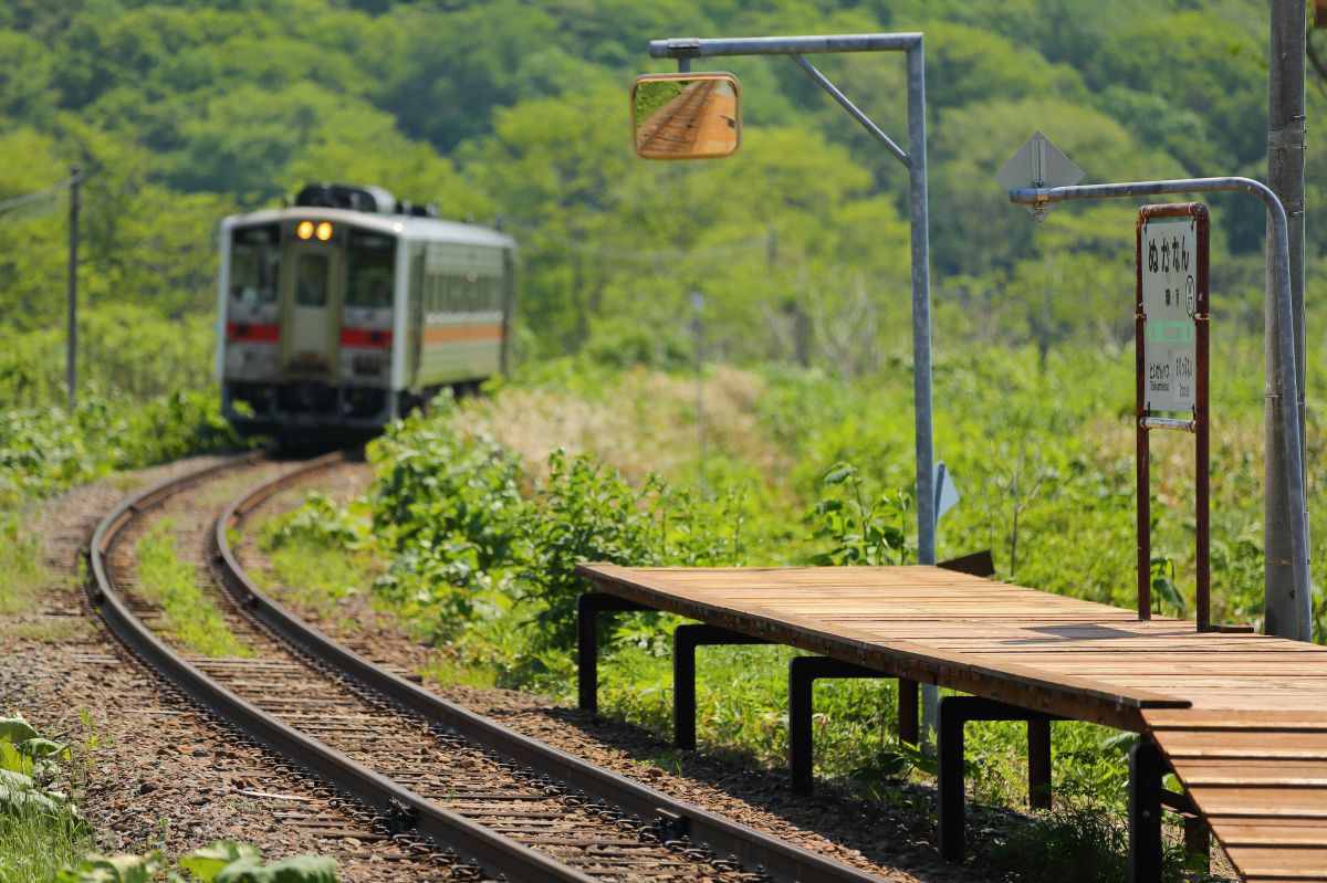 無人駅 乗り物 交通 鉄道 駅 Ganref