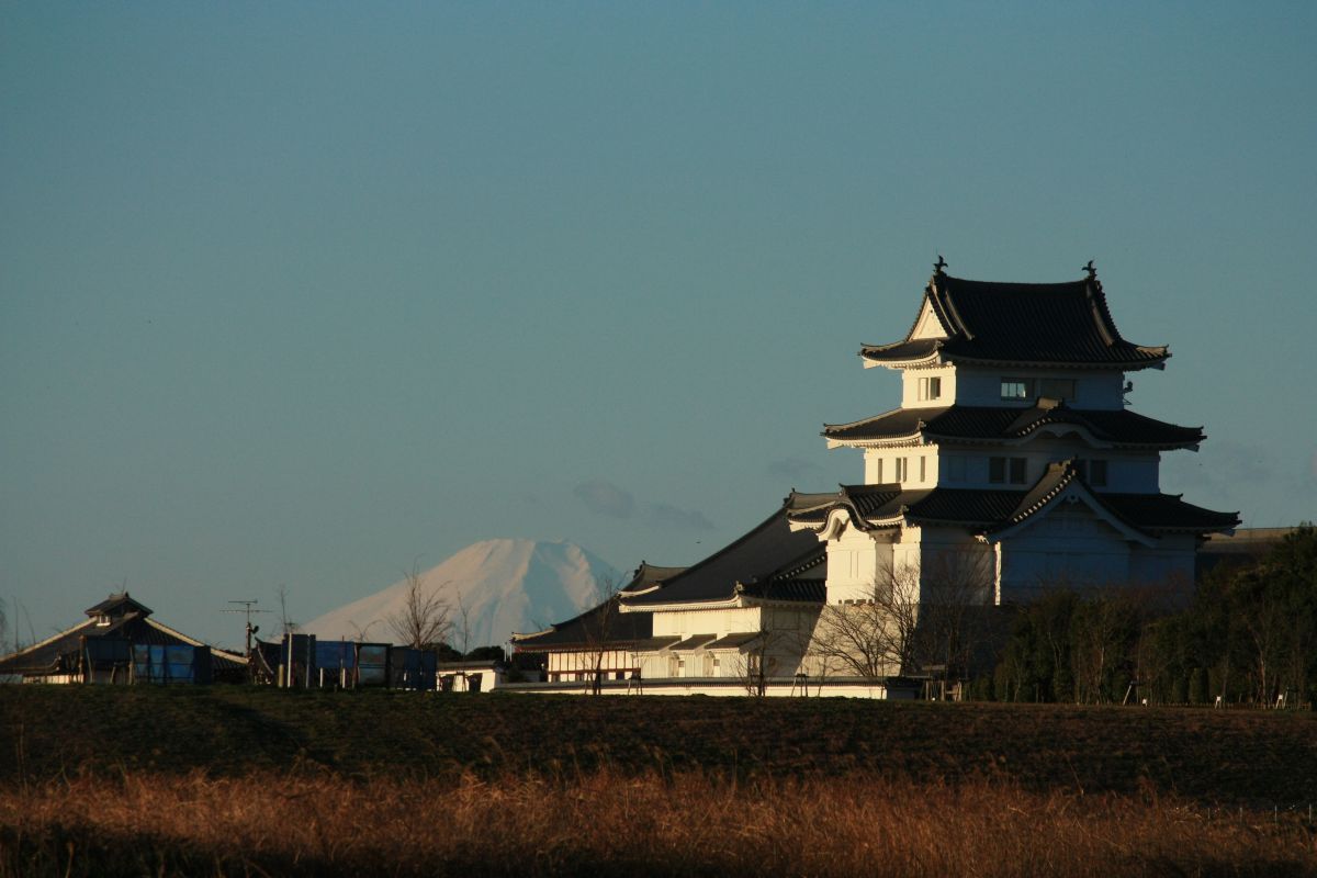 富士山と関宿城 その2 街並み 建物 城 宮殿 Ganref 富士山と関宿城 その2 街並み 建物 城 宮殿 Ganref