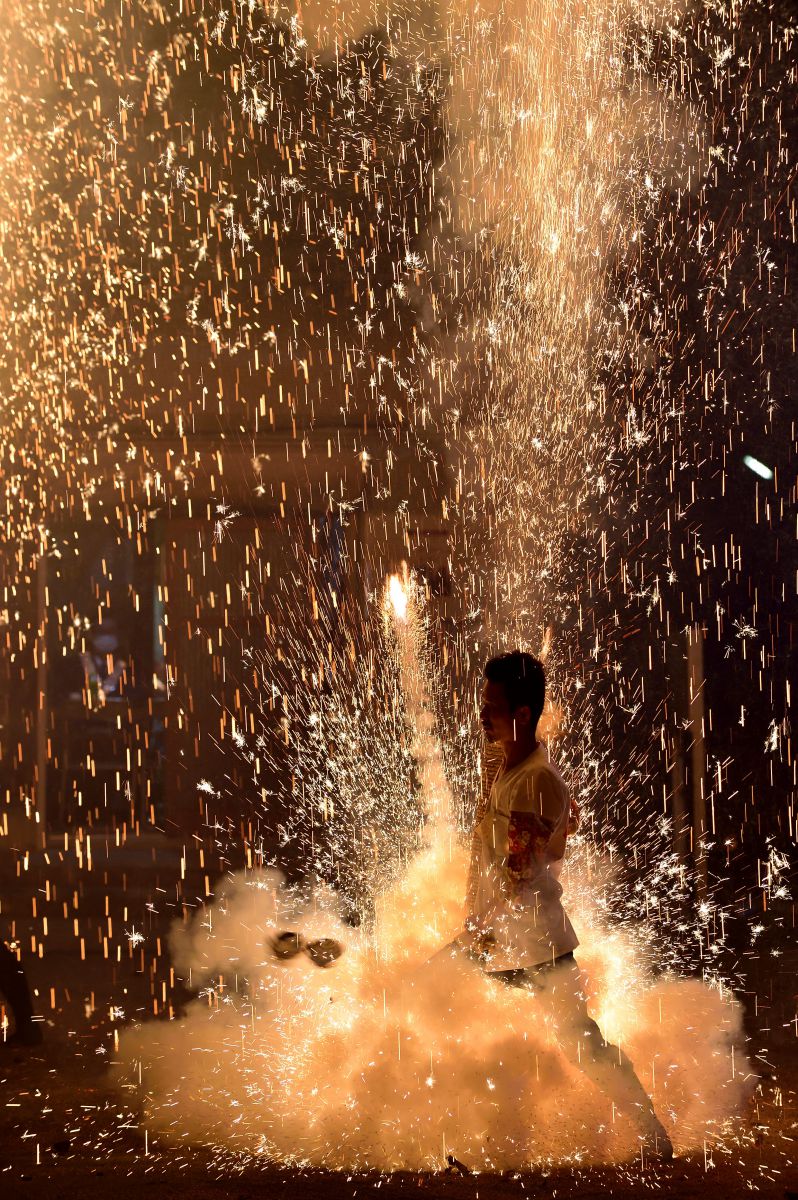豊川中条神社 手筒花火奉納 行事 祭り Ganref