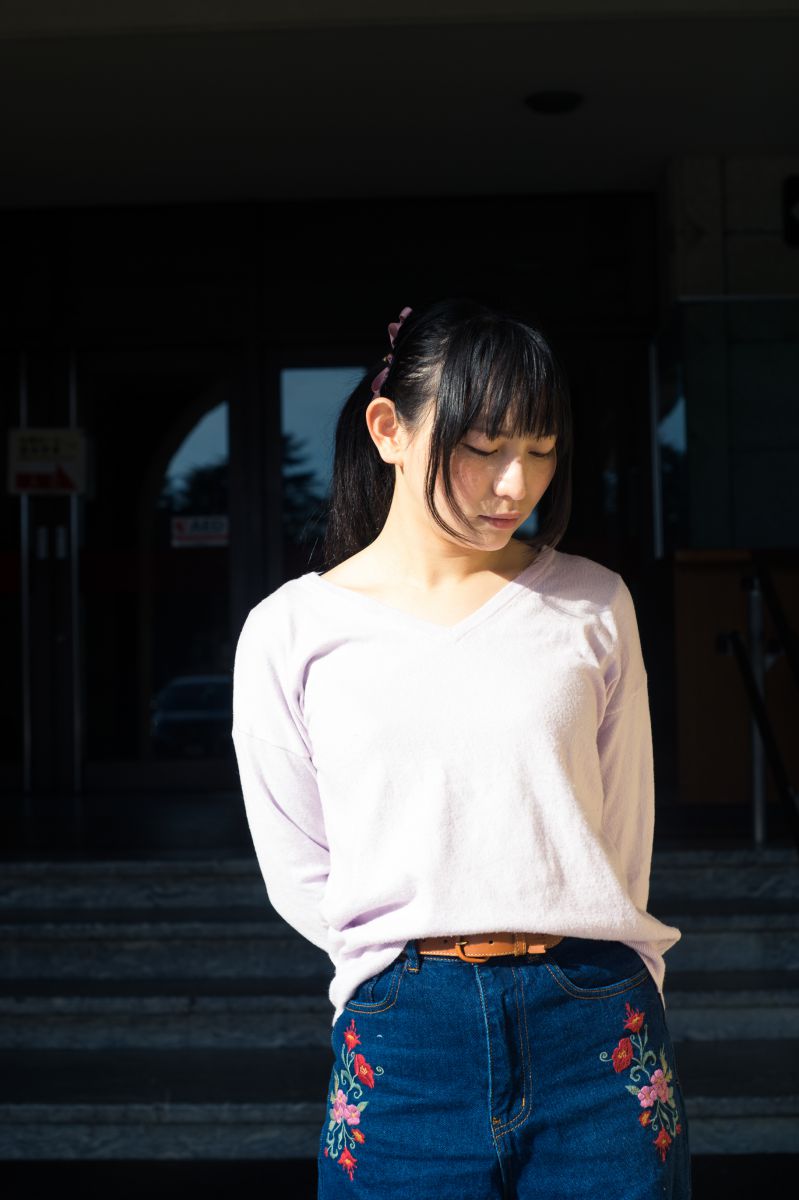 飾らない表情 人物 女性 Ganref