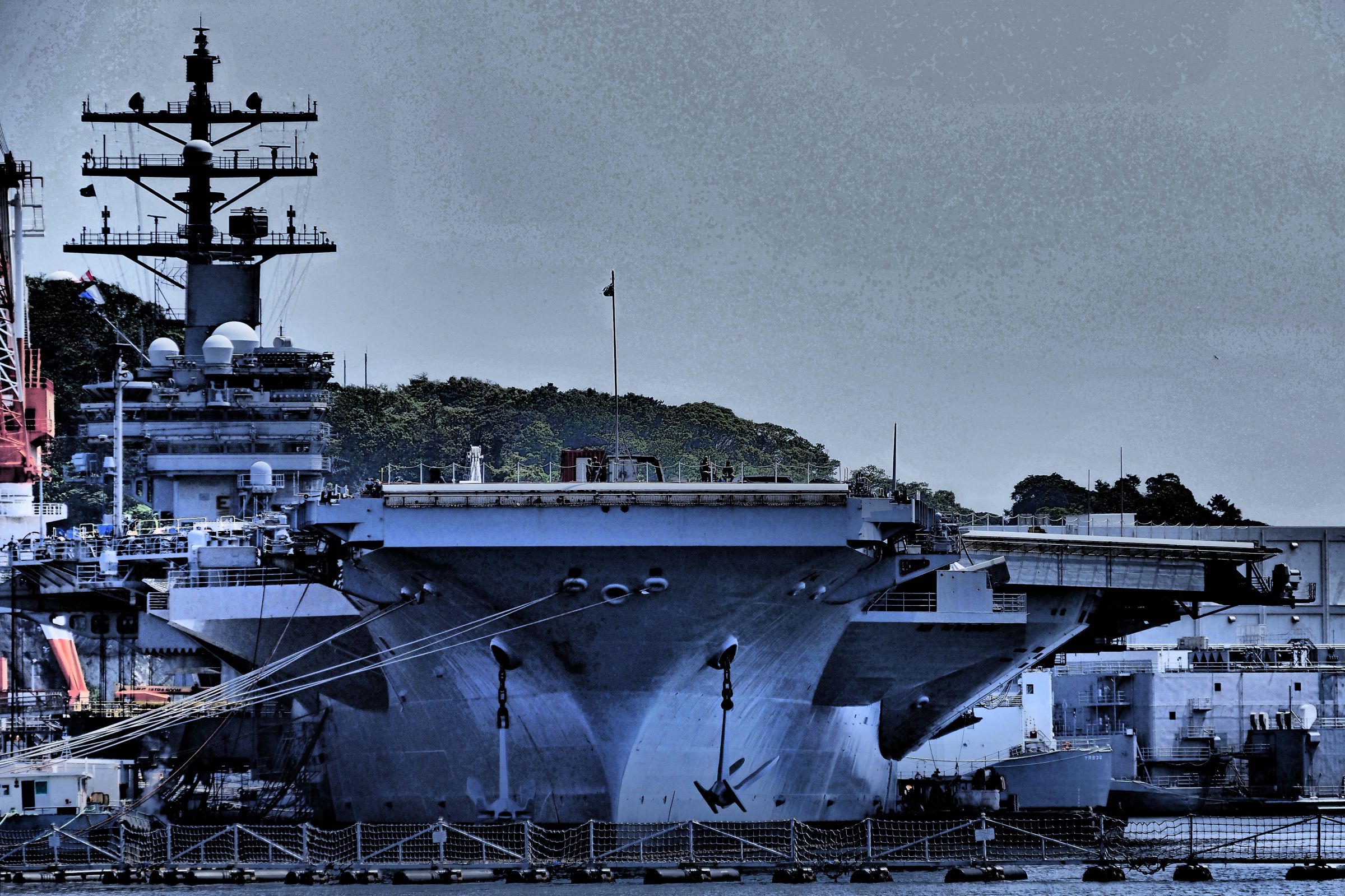 ビンテージ　横須賀米軍基地　第7艦隊　ライター 米海軍第7艦隊 原子力空母「ロナルド・レーガン」 | GANREF