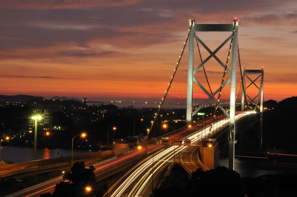 夕日の関門橋 乗り物 交通 橋 トンネル Ganref