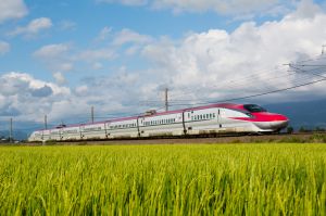 JR秋田新幹線 E6系 こまち | GANREF