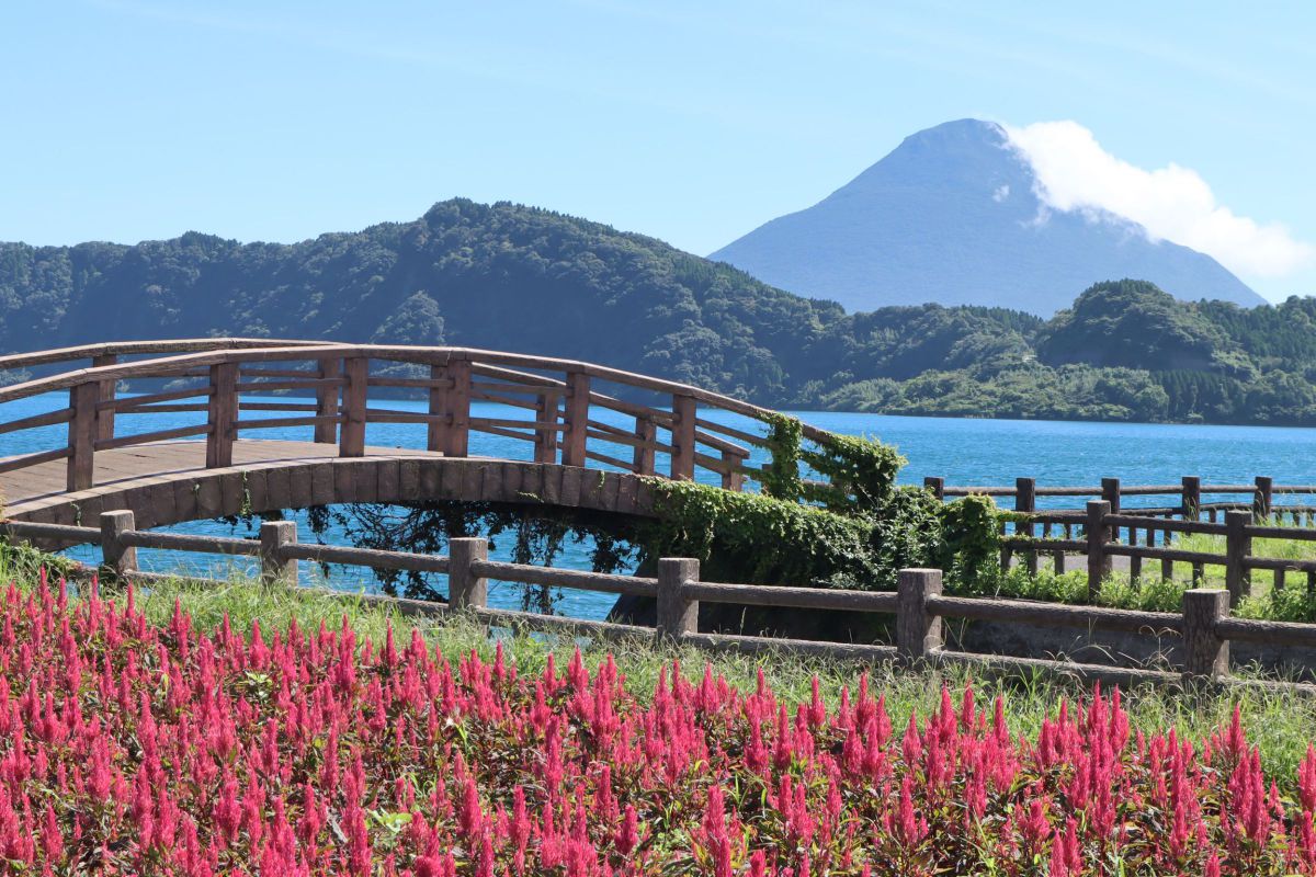 池田湖にて GANREF