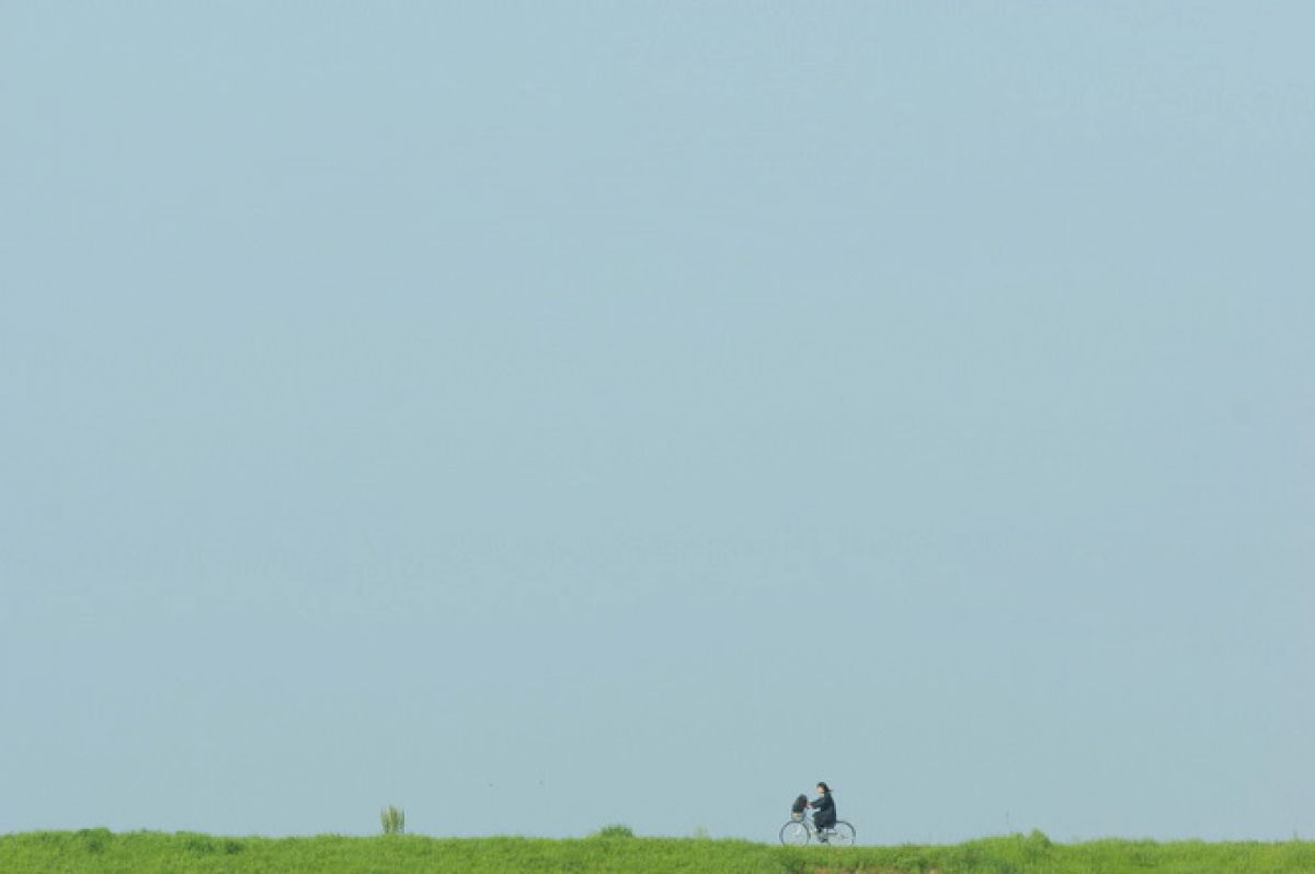 渡良瀬の土手 人物 学生 Ganref