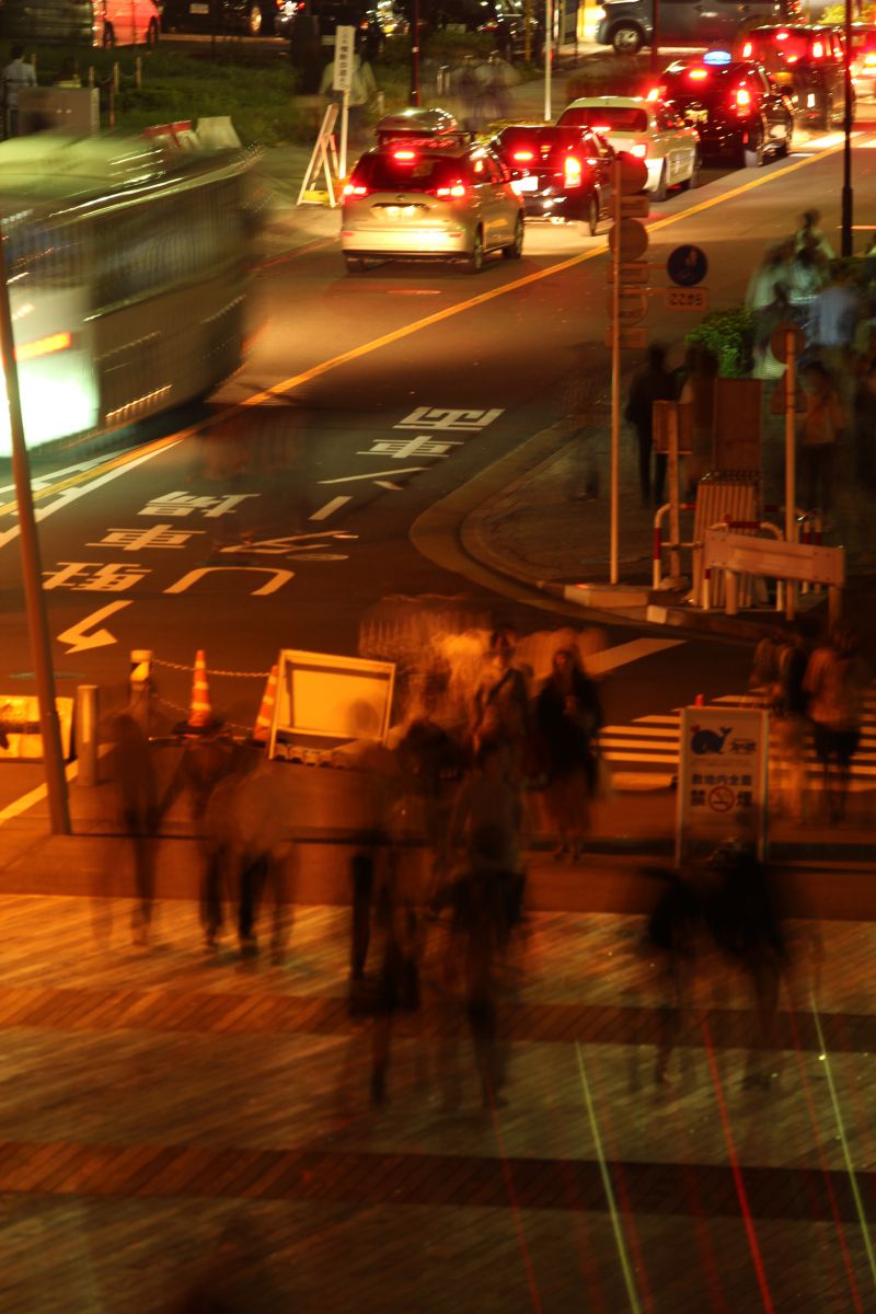 街の流れ 街並み 建物 夜景 Ganref
