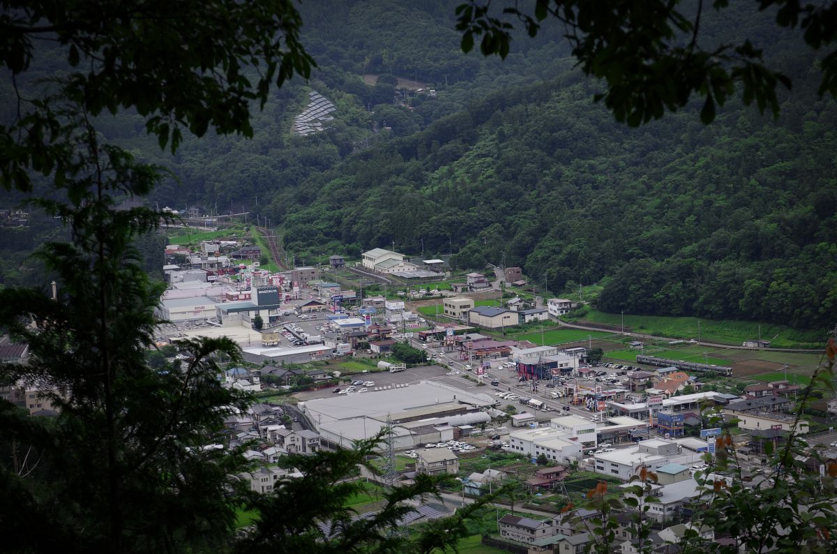 富士急の走る谷あいの街 乗り物 交通 鉄道 駅 Ganref