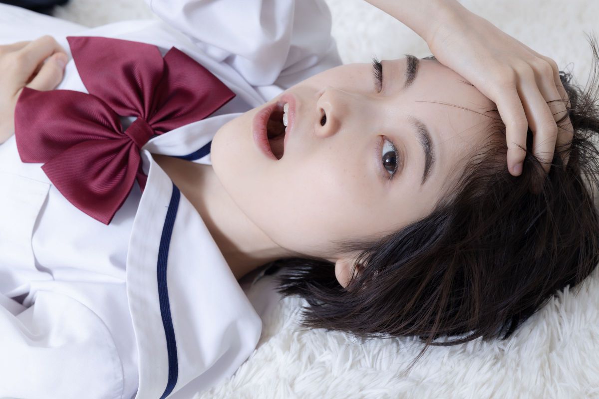 気怠い時間 人物 女性 Ganref