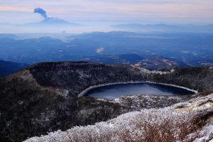 初夏の韓国岳から見た霧島の山、F10号、佐原聖春 初夏の韓国岳から見た霧島の山、F10号、佐原聖春 初夏の