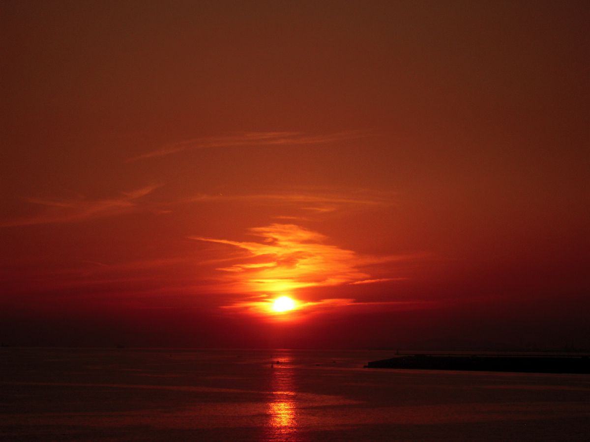 雲と海のグラデーション 自然 風景 空 雲 Ganref